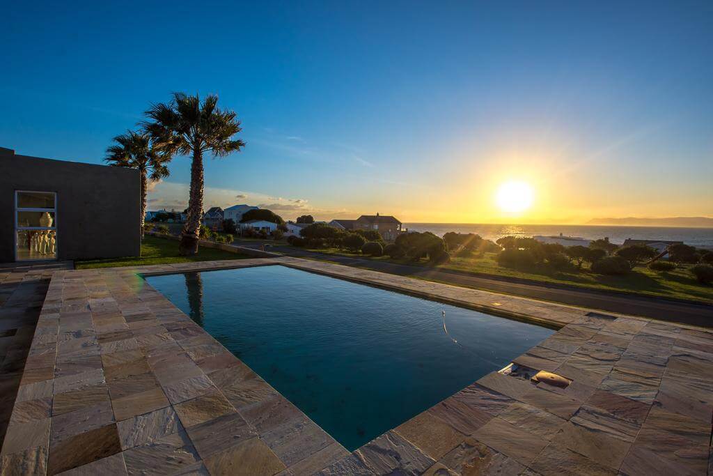 Benguela Gansbaai Swimming Pool